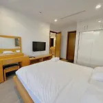 Vinhomes Landmark 81 - Luxstay Condotel