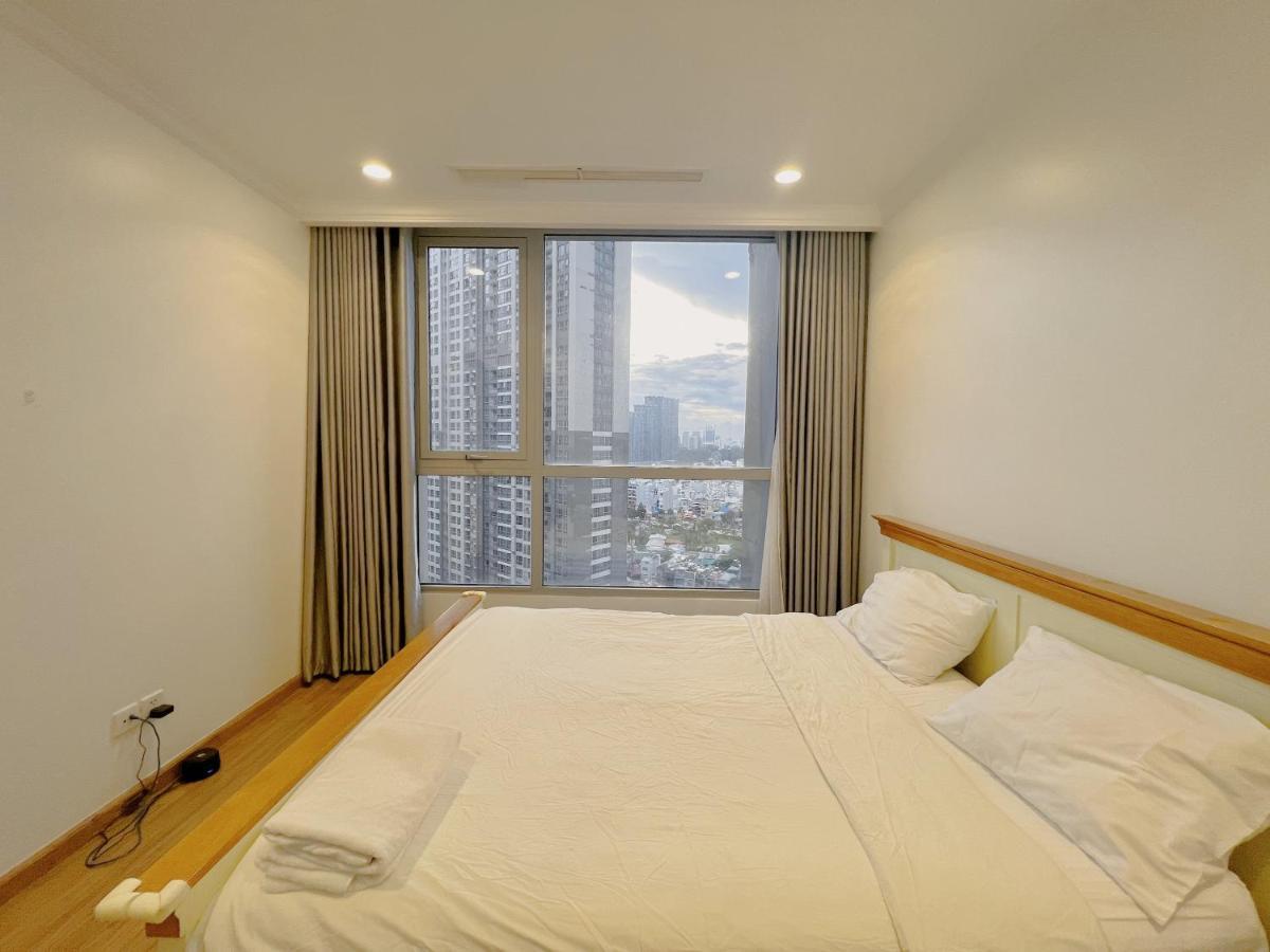 Khách sạn hẻo lánh Vinhomes Landmark 81 - Luxstay Condotel TP. Hồ Chí Minh