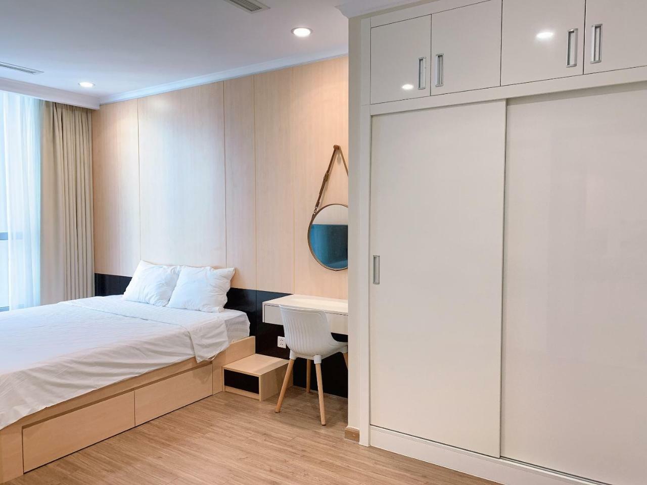 Khách sạn hẻo lánh Vinhomes Landmark 81 - Luxstay Condotel