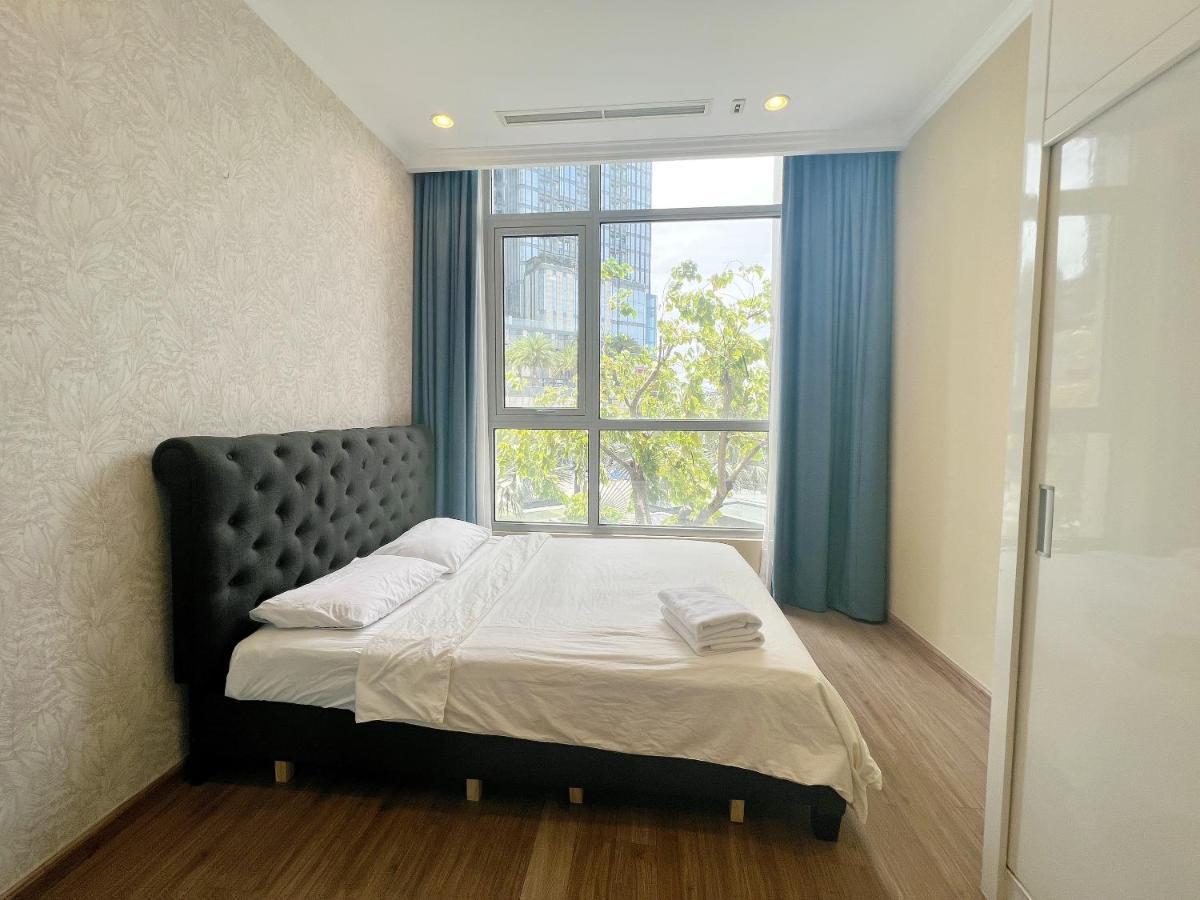 Vinhomes Landmark 81 - Luxstay Condotel Appart hôtel *